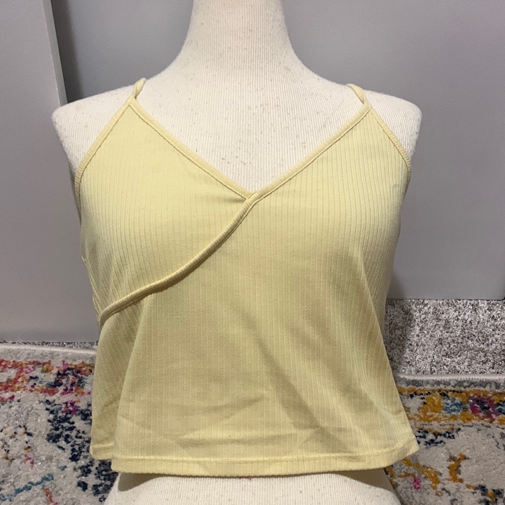 Af sun cropped tank top. Size medium.
